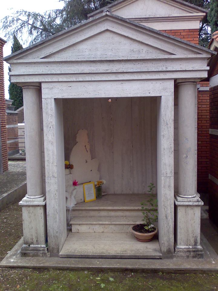 Ugo Tognazzi - Found a GraveFound a Grave