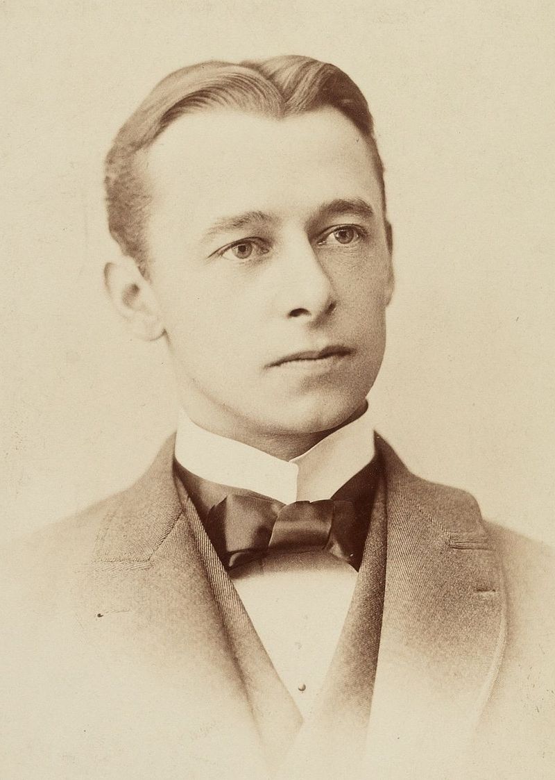 Harvard_Theatre_Collection_-_William_Collier_Sr._TCS_1.5465_-_cropped - 