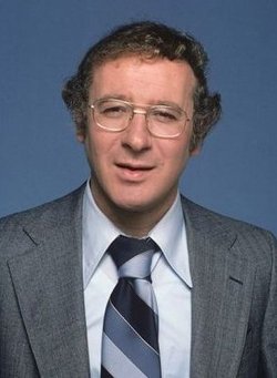 Steve  Landesberg