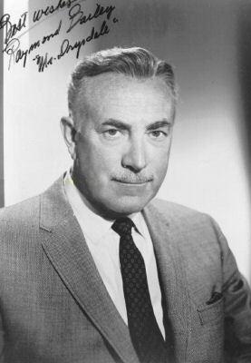 Raymond Bailey