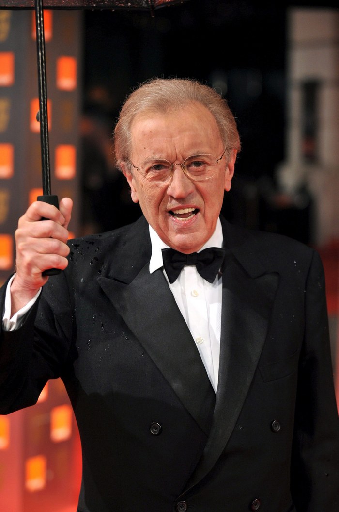 British broadcaster Sir David Frost dies - epa03846035 (FILE) A file picture dated 08 February 2009 shows British journalist Sir David Frost arriving at the British Academy of Film and Television Arts (BAFTA) annual awards held at the Royal Opera House in Central London, Britain. According to media reports on 01 September 2013, Frost has died of a suspected heart attack at the age of 74.  EPA/DANIEL DEME *** Local Caption *** 01629194