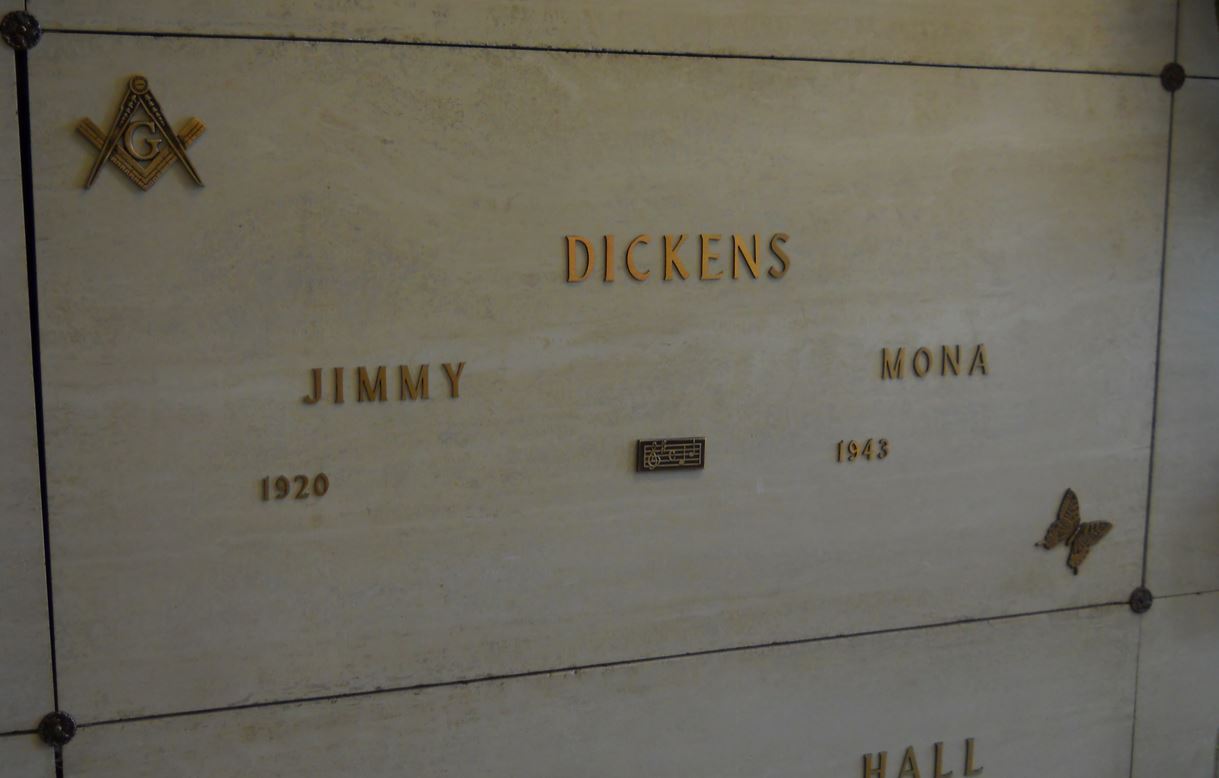 Jimmy Dickens grave - 