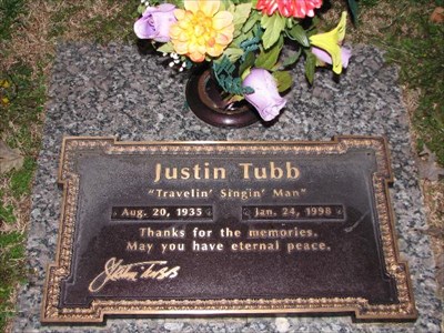 Justin Tubb grave - 
