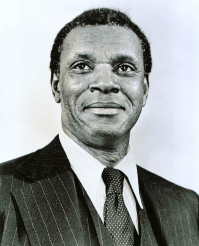 Moses Gunn