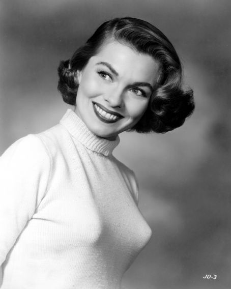 Joanne Dru