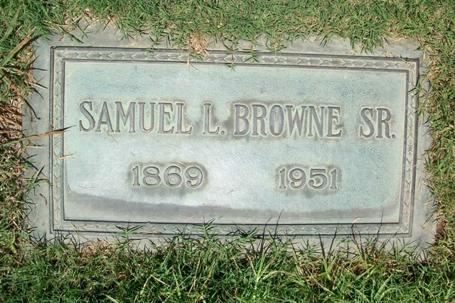 Samuel Lindsay “Sam” Browne