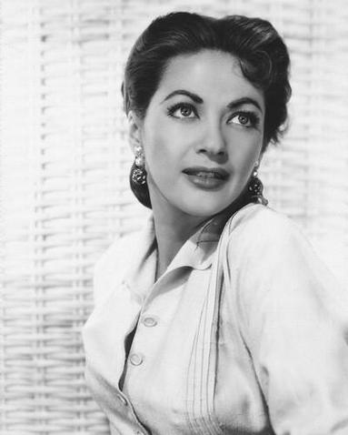 Yvonne De Carlo