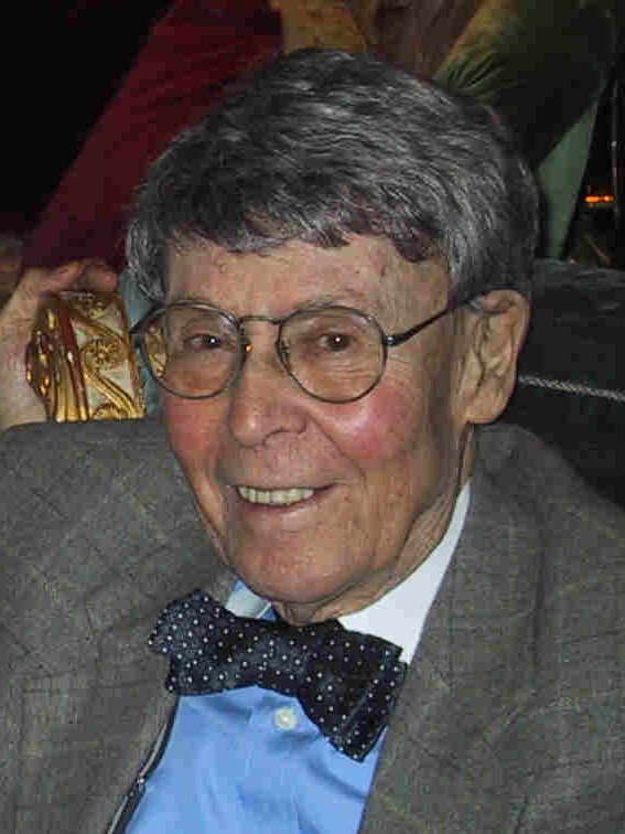 Edgar De Evia