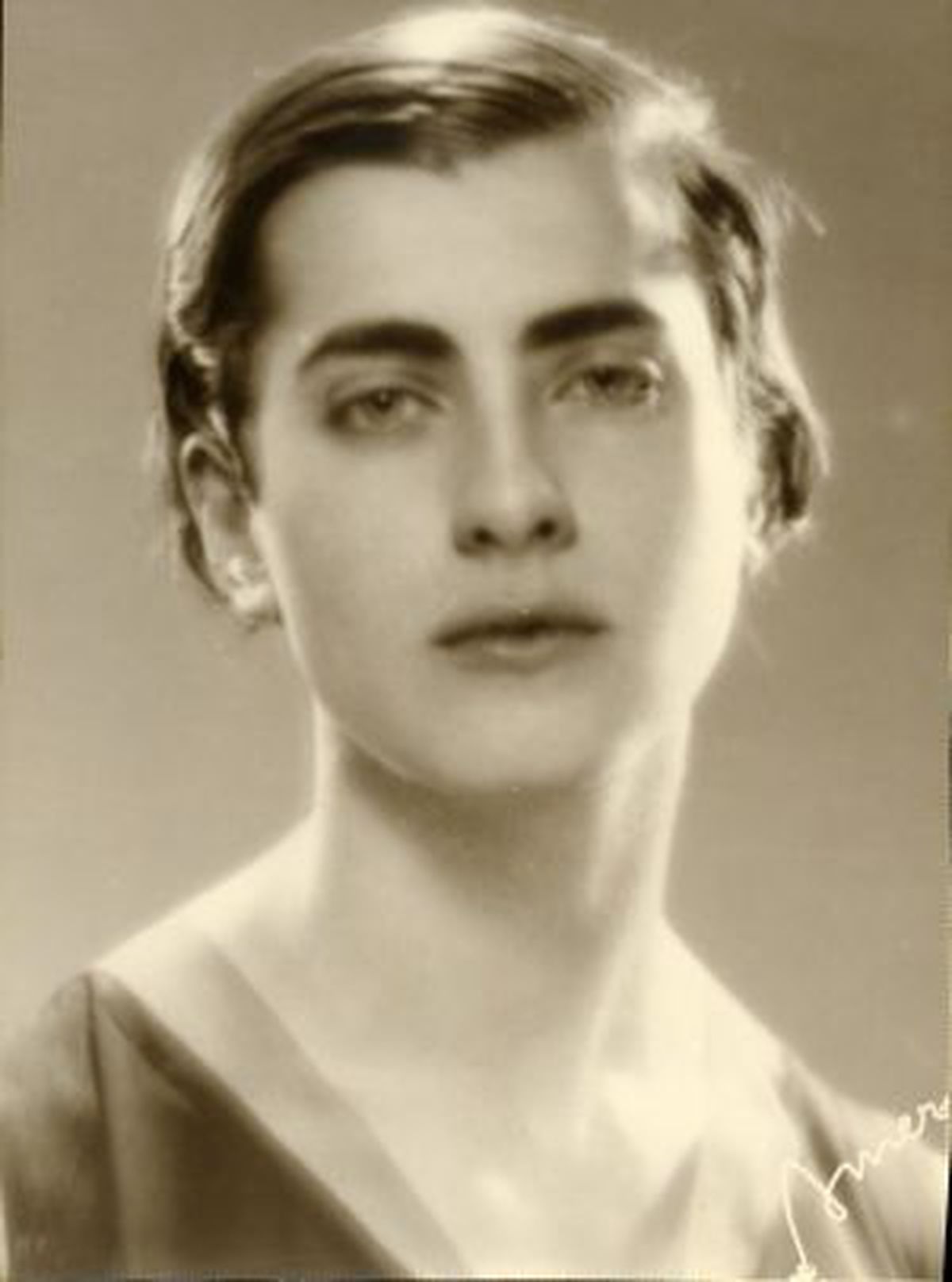 Marga Gil Röesset