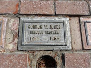 Gordon Jones