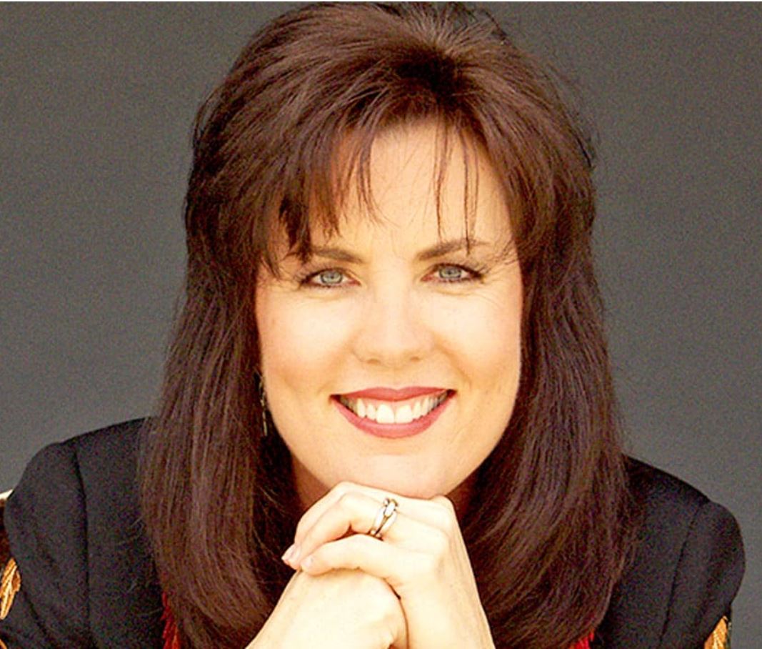 Holly Dunn