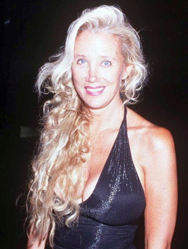 Sally Kirland