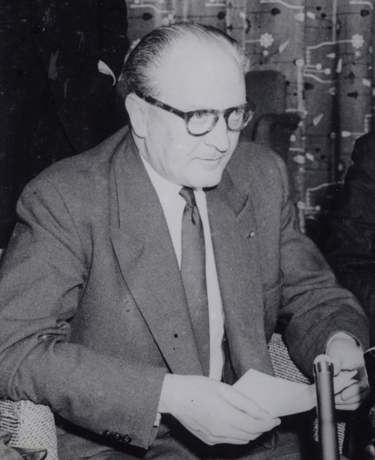 Guy Mollet