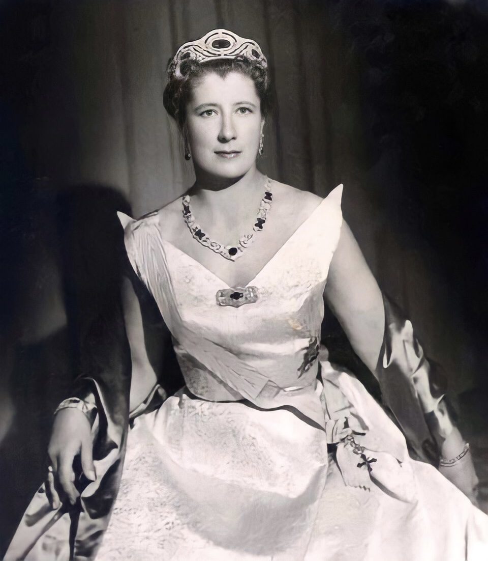Infanta Alicia, Duchess of Calabria