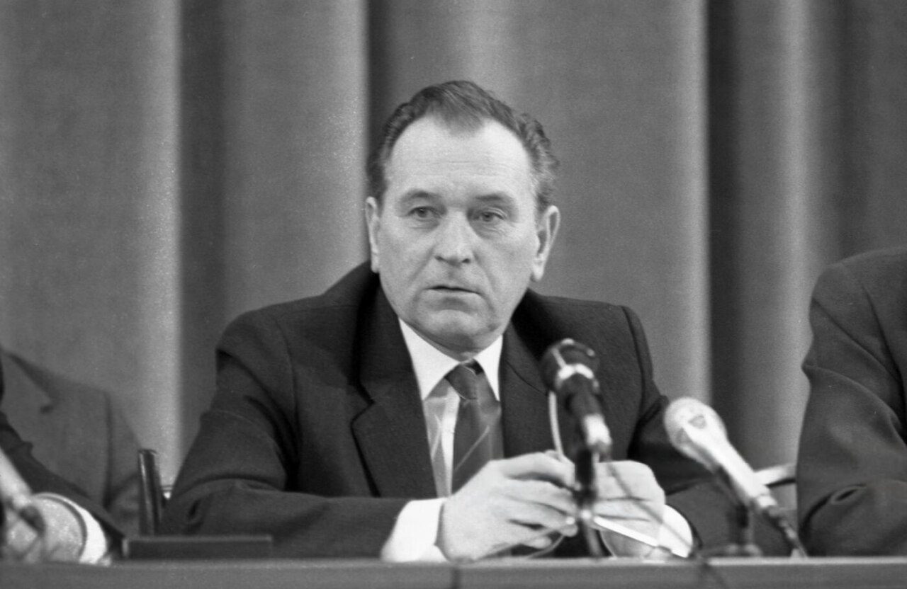 Károly Grósz