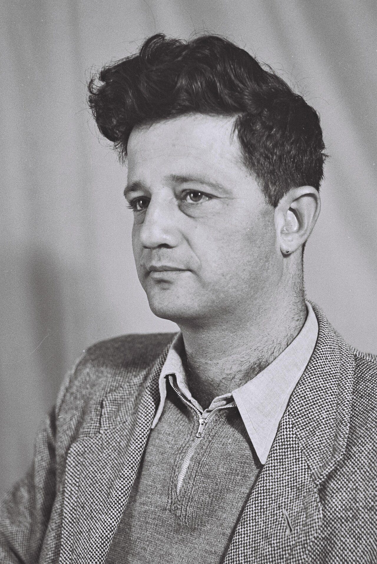 S. Yizhar